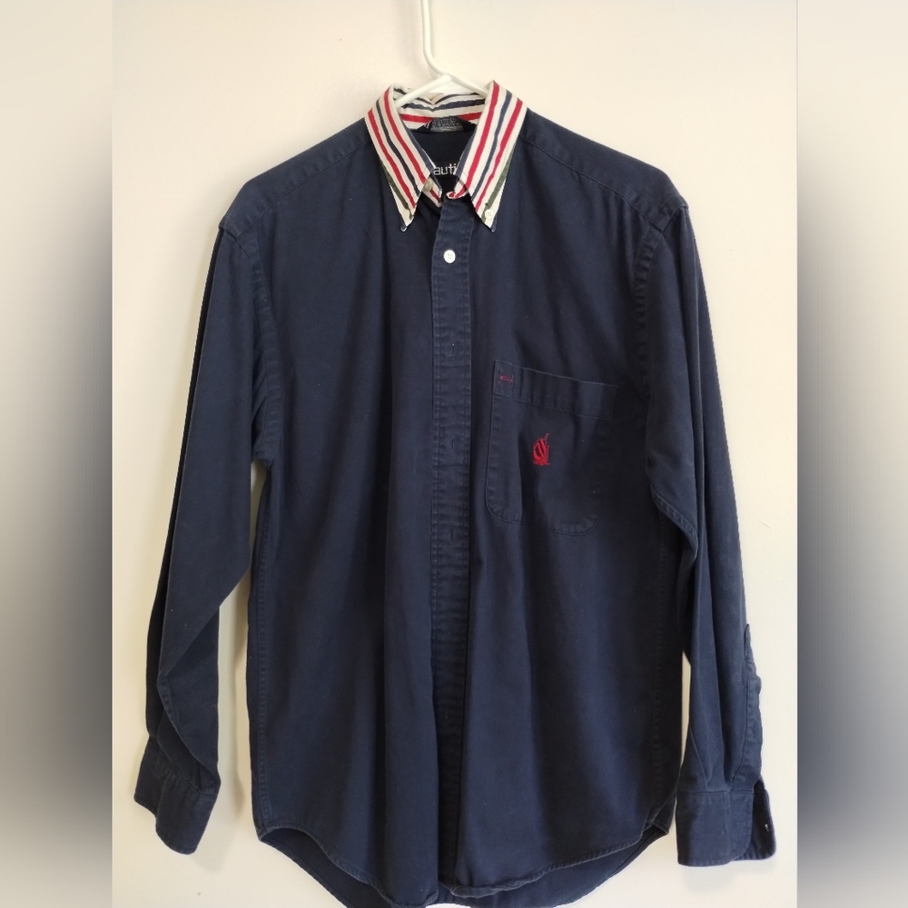 Vintage Nautica navy button up shirt size Small